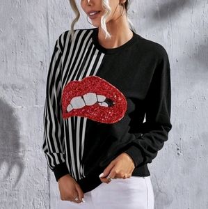 Sequin Lips Sweatshirt